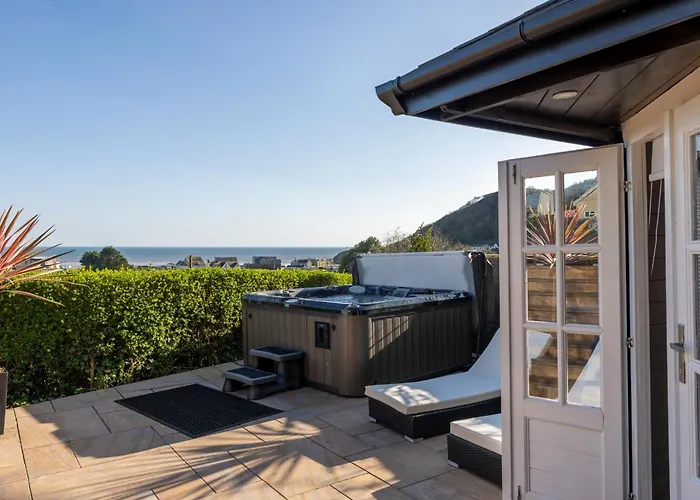 Pendine Sands Edith Villas - A Luxury Seaside Home With Beautiful Sea Views