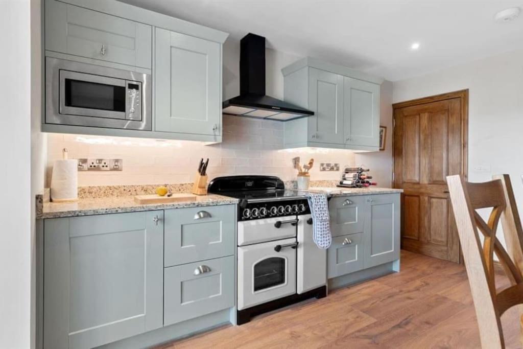 Villa Sands Edith - A Luxury Seaside With Beautiful Sea Views *